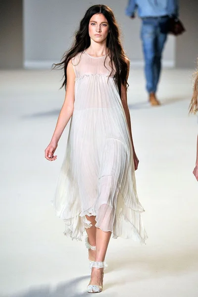 Look 22